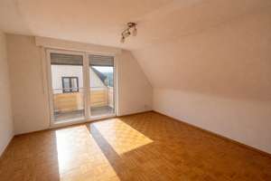 Gepflegtes Mehrfamilienhaus in begehrter Lage – Die vollständige Adresse der Immobilie erhältst du vom Anbieter., 70619 Riedenberg, Stuttgart – Vorschaubild 7