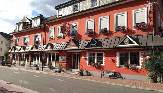 Bild von Wohn-und Geschäftshaus in bester Lage von Nastätten