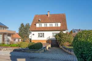 Viel Platz, sonniger Garten und Ausbaupotenzial: Ihr neues Zuhause in Beuren! – Konstanz (Kreis) – Vorschaubild 2