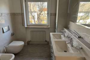 Moderne Doppelhaushälfte in begehrter sonniger Lage von Murnau mit neuer Einbauküche, usw.. – Die vollständige Adresse der Immobilie erhältst du vom Anbieter., 82418 Murnau am Staffelsee – Vorschaubild 13