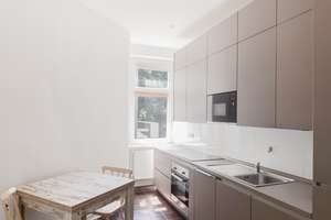 Stilvolle Altbauwohnung mit Loggia und sonnigem Balkon zum ruhigen Innenhof – Die vollständige Adresse der Immobilie erhältst du vom Anbieter., 10439 Pankow (Ortsteil), Berlin – Vorschaubild 5