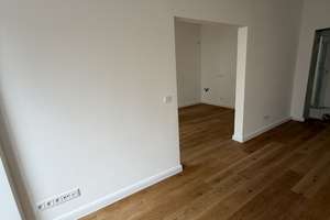 ERSTBEZUG: Helle, schöne sanierte 3-Zimmer-Wohnung im 1. OG (1. OG rechts B) – Kopernikusplatz 13, 90459 Galgenhof, Nürnberg – Vorschaubild 13