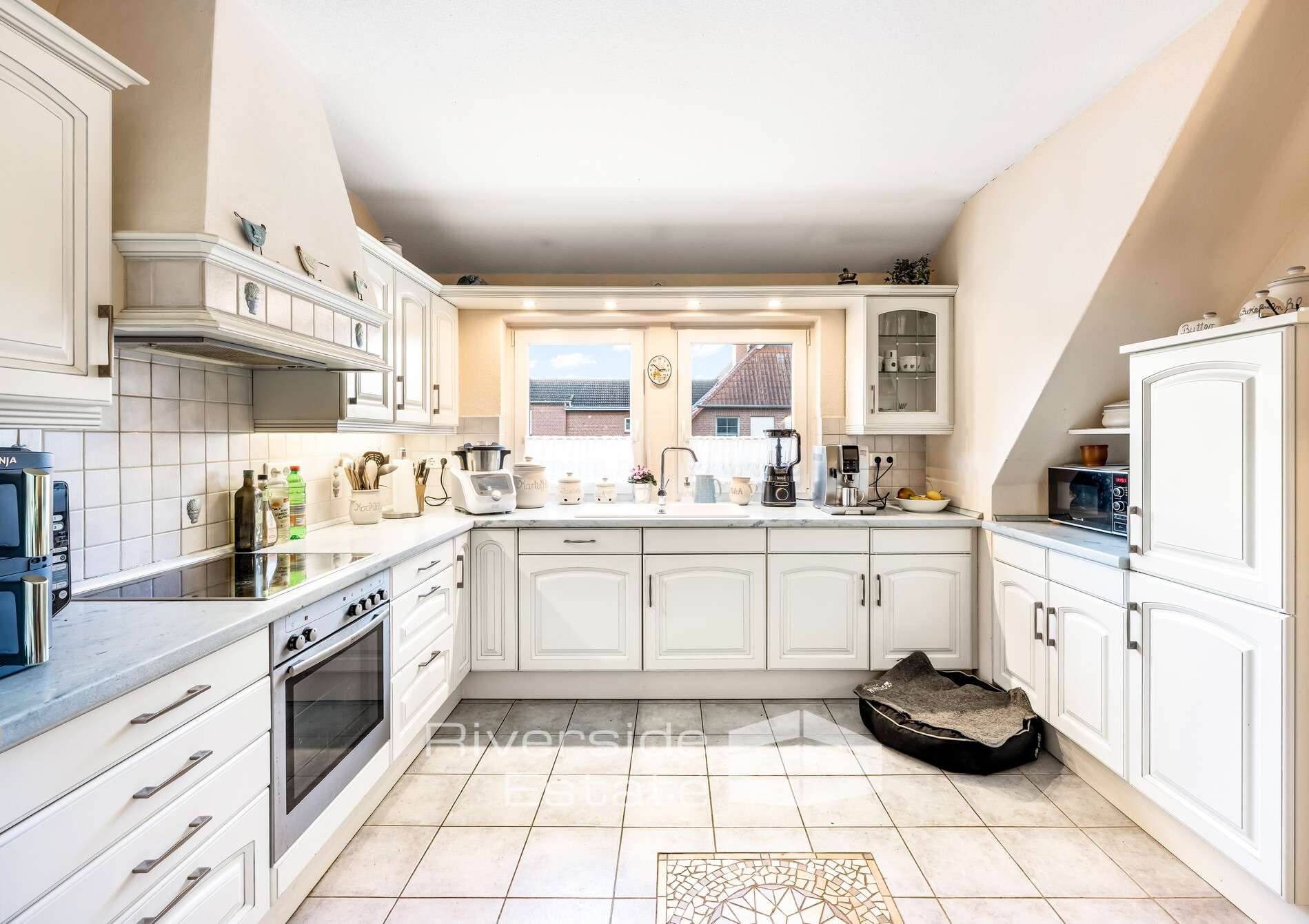 Immobilie in Lauenbrück - Mehrfamilienhaus mit großem Garten und vielseitigen Optionen – ideal fürs Mehrgenerationenwohnen - Bild 4