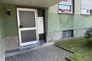 Top 10-Familienhaus mit Balkonen, Aufzug und 6 Garagen in guter Lage von Weitmar-Mark – Markstraße 395, 44795 Weitmar-Mark, Bochum – Vorschaubild 5