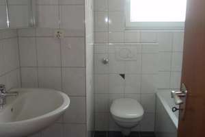 Helle 6 Zimmer Whg. mit großer Dachterrasse zu vermieten – Kniestraße 71, 46117 Heide, Oberhausen – Vorschaubild 9