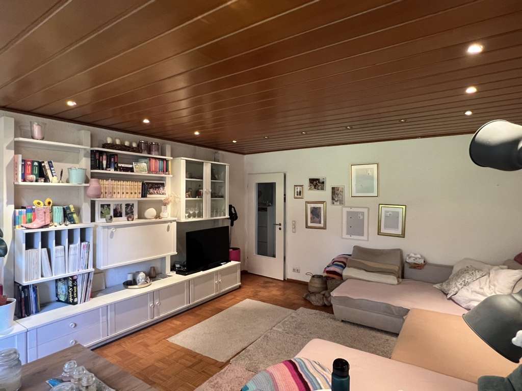 Schöne 3-Zimmerwohnung mit Balkon in Badeseenähe