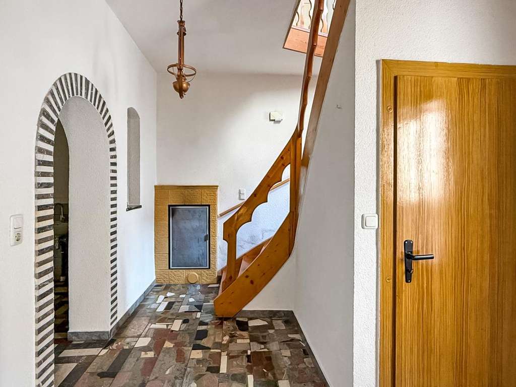 Immobilie in Schleiz - Platz, Nebengebäude und viele Möglichkeiten unter einem Dach (A1678) - Bild 4