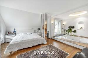 Außergewöhnliche Doppelhaushälfte mit Einliegerwohnung, Sauna und Kamin!