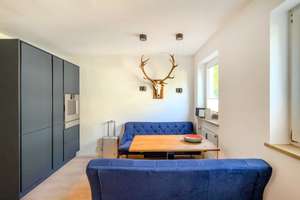 Stilvolle 3-Zimmerwohnung mit schicker Küche und Balkon in begehrter Schwabinger Lage – Die vollständige Adresse der Immobilie erhältst du vom Anbieter., 80801 Neuschwabing, München – Vorschaubild 5
