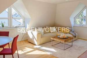 Lichtdurchflutete Maisonette Wohnung im Herzen von Rodenkirchen