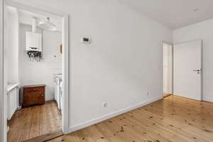 MITTENDRIN STATT NUR DABEI. BERLINER ALTBAU-FLAIR IM GRAEFE-KIEZ. – Böckhstraße 40, 10967 Kreuzberg, Berlin – Vorschaubild 8