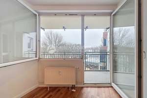 2 große Zimmer mit Aufzug & Balkon Altstadt Köpenick mit Umwandlungspotenzial in 3-Zimmer-Wohnung ! – Kietzer Str. 7, 12555 Köpenick, Berlin – Vorschaubild 9