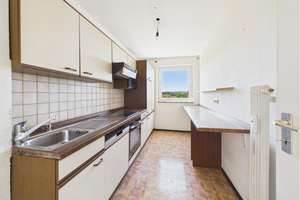 Helle 4-Zimmer-Wohnung mit traumhafter Fernsicht, Balkon & Tiefgarage in ruhiger Parklage – Die vollständige Adresse der Immobilie erhältst du vom Anbieter., 70565 Fasanenhof, Stuttgart – Vorschaubild 7