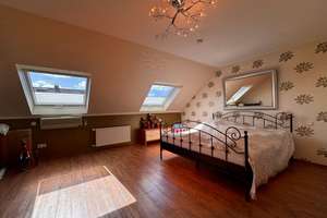 Bezugsfreies und geräumiges Reihenmittelhaus mit zwei Garagen und Garten – Die vollständige Adresse der Immobilie erhältst du vom Anbieter., 47179 Wehofen, Duisburg – Vorschaubild 18