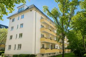 Top moderniesierte 2- Zimmer-Wohnung in Wilhelmstadt