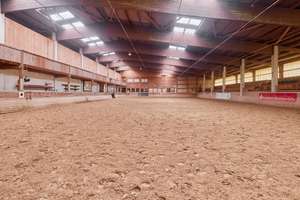 Reitanlage im Schwarzwald auf einem Erbpacht-Grundstück mit zwei Wohneinheiten! – Die vollständige Adresse der Immobilie erhältst du vom Anbieter., 75323 Bad Wildbad – Vorschaubild 7