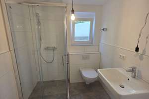 Modernisiertes Haus mit 3 Wohnbereichen, Garten, Vermietungspotenzial und optionaler Scheune – Böllatstrasse 14, 72622 Nürtingen – Vorschaubild 16