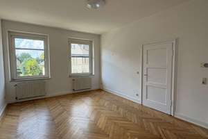 Schöne Zwei-Zimmer-Wohnung mit Altbau-Charme in Krefeld – Müller-Brüderlin-Straße 28, 47803 Kempener Feld/Baackeshof, Krefeld – Vorschaubild 2