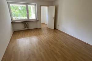 Geräumige 2-Zimmer Wohnung in Forstenried mit Balkon und viel Potential! – Die vollständige Adresse der Immobilie erhältst du vom Anbieter., 81476 Forstenried, München – Vorschaubild 4