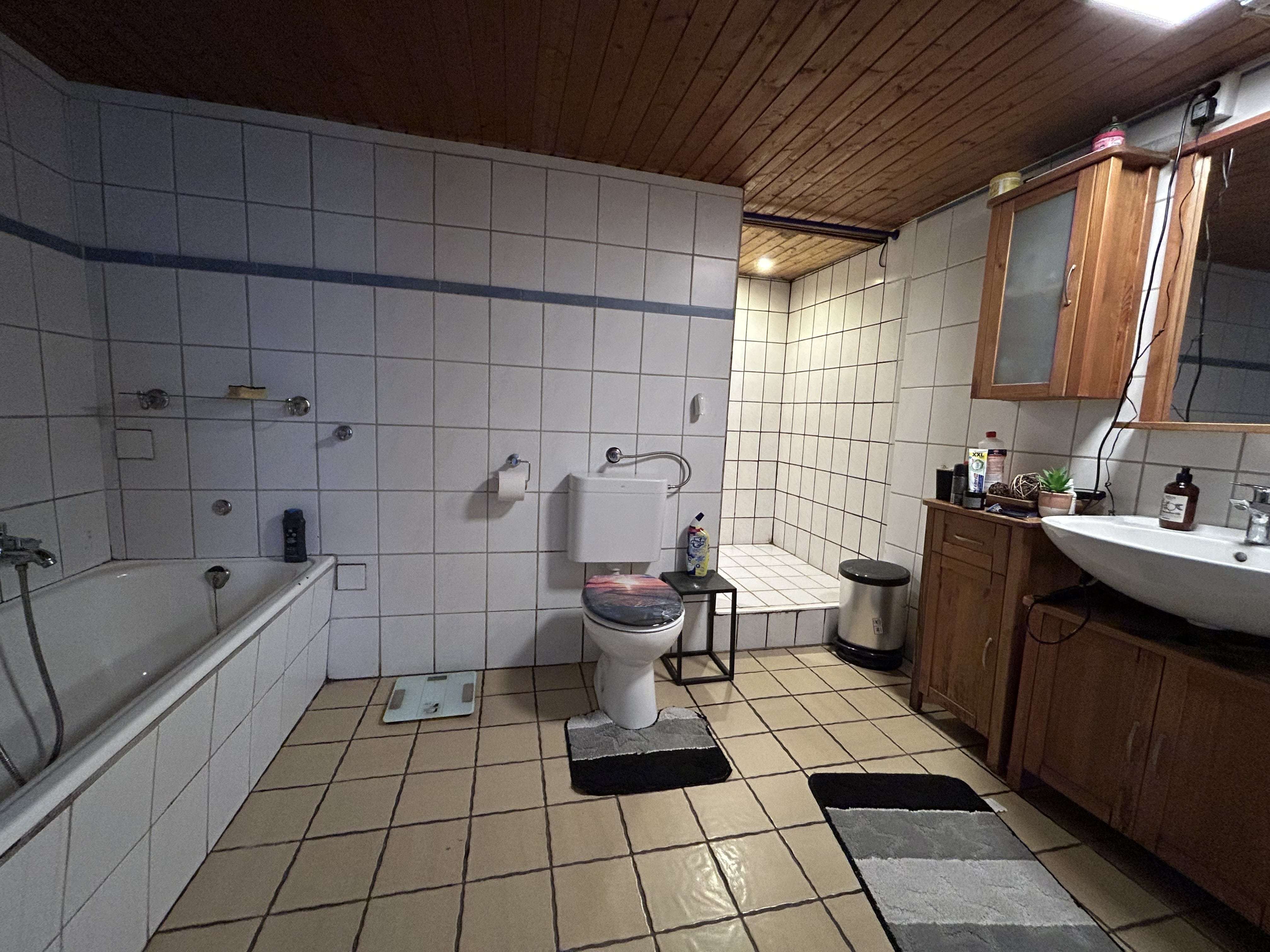 Immobilie in Barntrup - Großzügiges Einfamilienhaus mit Potenzial – Ihr neues Zuhause in Barntrup-Alverdissen - Bild 4