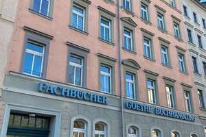 Am Park! Großzügige 3-Zi. mit Aufzug,  Laminat, Wanne und Dusche! EBK mgl. – Theodor-Körner-Platz 14, 9130 Sonnenberg, Chemnitz – Vorschaubild 2