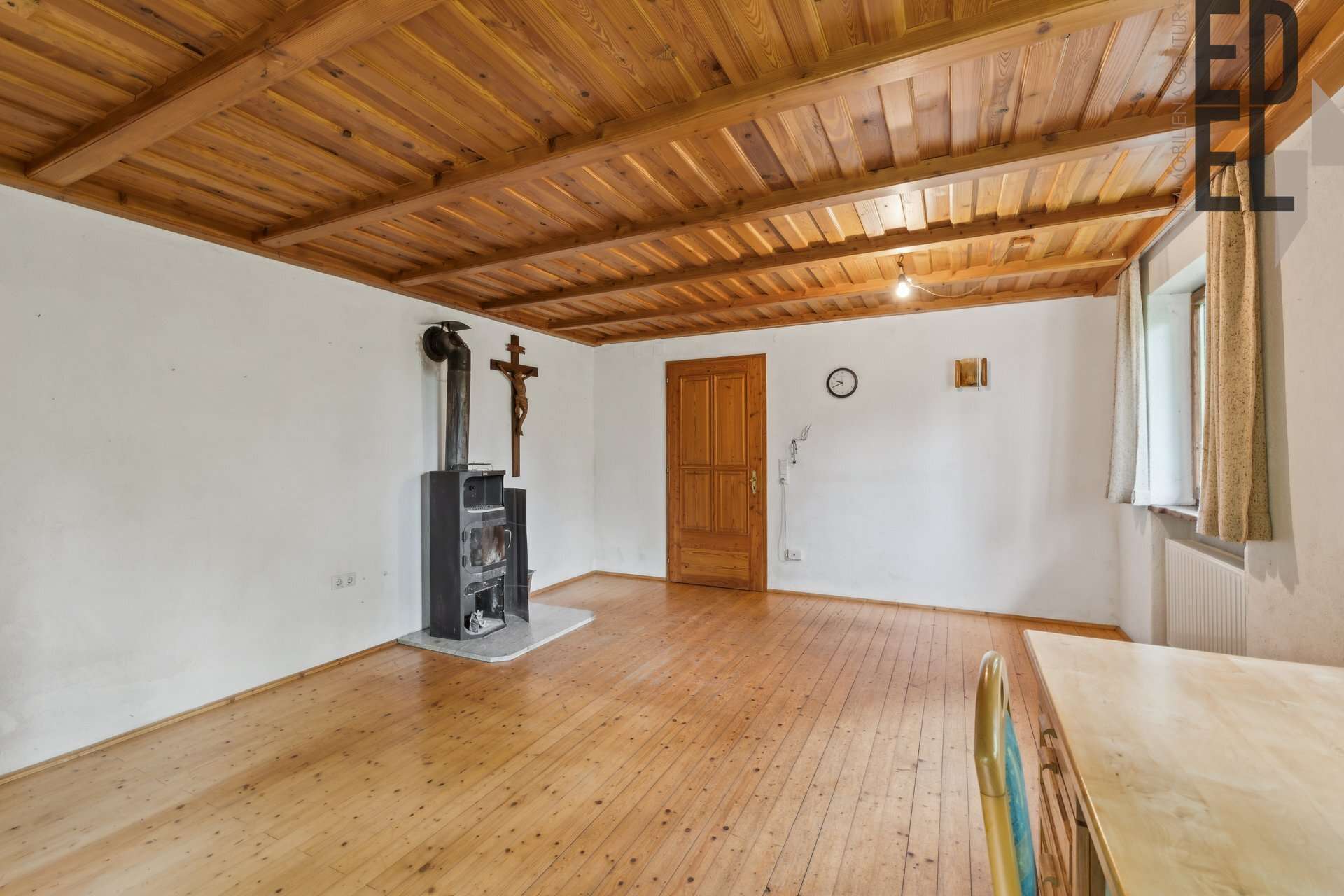 Immobilie in Hohenburg - Wohnen am Waldrand – ein Refugium mit Charakter - Bild 3