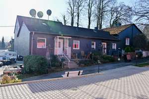 Voll verm. Mehrfamilienhaus + Reihenhaus-Ensemble in ruhiger Lage von Vohwinkel! – Die vollständige Adresse der Immobilie erhältst du vom Anbieter., 42327 Vohwinkel, Wuppertal – Vorschaubild 2