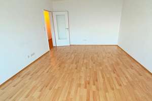 2-Zimmer-Wohnung mit Balkon und Einbauküche in toller Lage – Freischützstraße 24, 81927 Englschalking, München – Vorschaubild 4