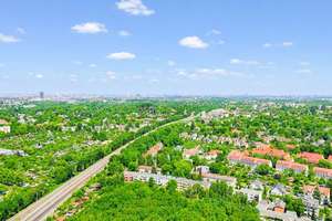 Berlin-Lichterfelde: Haus mit Terrasse, Garten und viel Potenzial – Die vollständige Adresse der Immobilie erhältst du vom Anbieter., 12209 Lichterfelde, Berlin – Vorschaubild 10