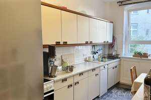 Property thumbnail 11