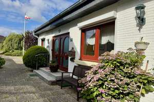 Ein Ort zum Ankommen – charmantes Einfamilienhaus am Waldrand von Raisdorf – Die vollständige Adresse der Immobilie erhältst du vom Anbieter., 24223 Schwentinental – Vorschaubild 2
