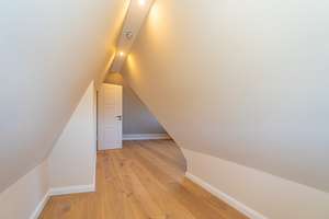 HYGGELIGE NEUBAU-DHH IM SÜDEN VON WESTERLAND ZUM DAUERWOHNEN – Die vollständige Adresse der Immobilie erhältst du vom Anbieter., 25980 Sylt (Gemeinde) – Vorschaubild 36