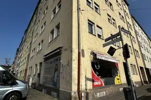 Geschmackvolle, sanierte 2-Zimmer-Wohnung mit Balkon in Nürnberg – Melanchthonplatz 19, 90443 Nürnberg – Vorschaubild 15