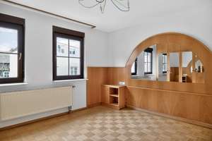 Gepflegtes 3-Familienhaus in begehrter Wohnlage mit vielseitigen Nutzungsmöglichkeiten – Stockheimer Straße 2, 70435 Zuffenhausen-Mitte, Stuttgart – Vorschaubild 15