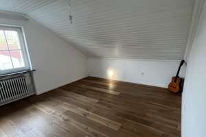 Helle, modernisierte 4-Zimmer-Dachgeschosswohnung mit Balkon und Weitblick – Königsberger Straße 7, 36039 Fulda – Vorschaubild 15
