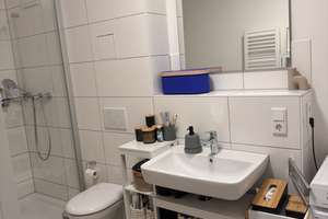 Moderne Neubauwohnung mit Einbauküche zu vermieten. – Am Mitterfeld 22, 81829 Trudering-Riem (Ortsteil), München – Vorschaubild 9