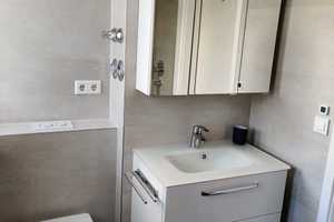 Möblierte moderne 2-Zimmer-Wohnung mit Südbalkon und TG Nähe U2 Frankfurter Ring, München – München – Vorschaubild 9