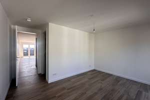 NEUBAU - Lichtdurchflutete 4 Zimmer mit moderner Küche & Fußbodenheizung – Ludenberger Straße 21, 40629 Ludenberg, Düsseldorf – Vorschaubild 13