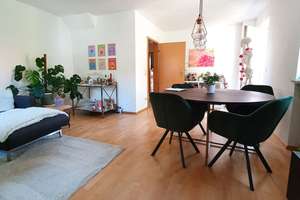 Balkon, Tageslichtbad, Parkett - Helle 3-Zimmer-Maisonette Baujahr 98 mit TG-Stellplatz u. Aufzug! – Bärengasse a.A., 7747 Lobeda-Altstadt, Jena – Vorschaubild 3