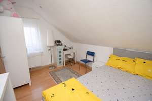 PRIVAT VERKAUF: Charmantes 2-3 Familienhaus mit zwei Garagen in ruhiger Wohnlage von Möckmühl – Die vollständige Adresse der Immobilie erhältst du vom Anbieter., 74219 Möckmühl – Vorschaubild 10