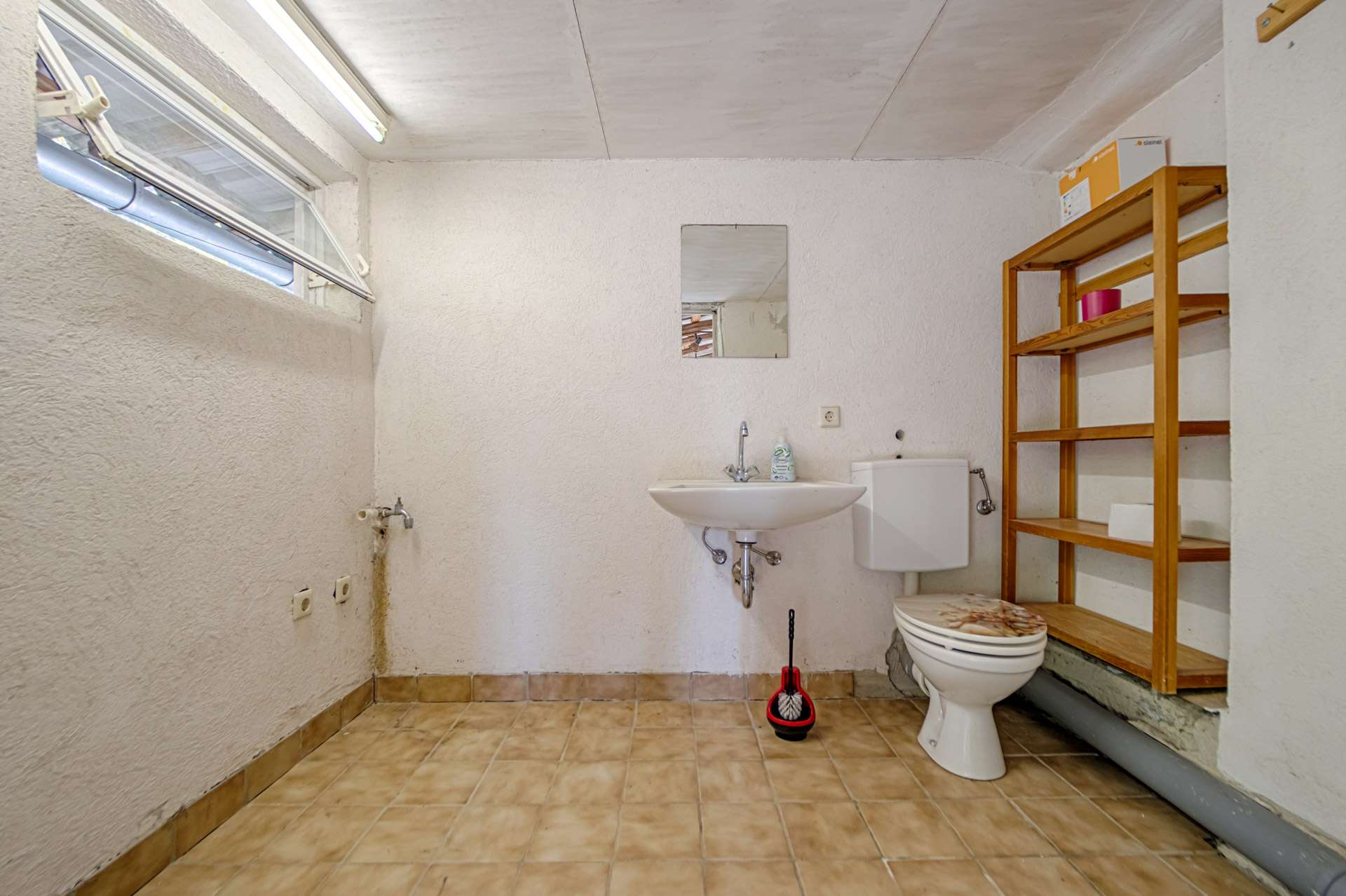 Immobilie in Neckarbischofsheim - Wohnen mit Charakter: Maisonette-Wohnung in ausgebauter Scheune am Waldrand mit Sonnenterrasse - Bild 6