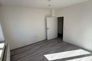 Fehrbellinstraße 11, 40472 Düsseldorf – Fehrbellinstraße 11, 40472 Rath, Düsseldorf – Vorschaubild 2
