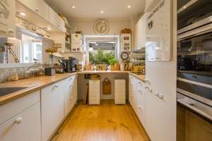 Modernisierter und sonniger 4 Zimmer-Atrium-Bungalow mit Garage und PV am Forst Klövensteen – Die vollständige Adresse der Immobilie erhältst du vom Anbieter., 22869 Schenefeld – Vorschaubild 4