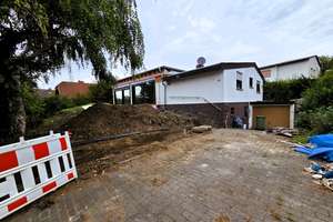Kernsanierter Bungalow mit Terrasse und Garten! – 35415 Pohlheim – Vorschaubild 2
