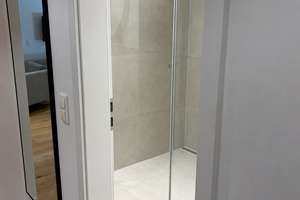 Hochwertig kernsanierte 3-Zimmer-Wohnung mit Schreiner-Einbauten und Sonnenbalkon  – Loristraße 28, 80335 Sankt Benno, München – Vorschaubild 4