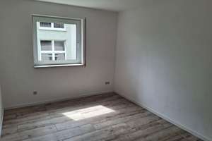 Helle 2-Raum Wohnungen mit Balkon – 9350 Lichtenstein/Sachsen – Vorschaubild 5