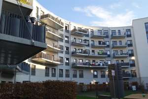 Living Circle / Flingern -  moderne 2 Zimmer Wohnung mit Fußbodenheizung u. Balkon, EBK käuflich – Luise-Rainer-Straße 3d, 40235 Flingern Nord, Düsseldorf – Vorschaubild 7