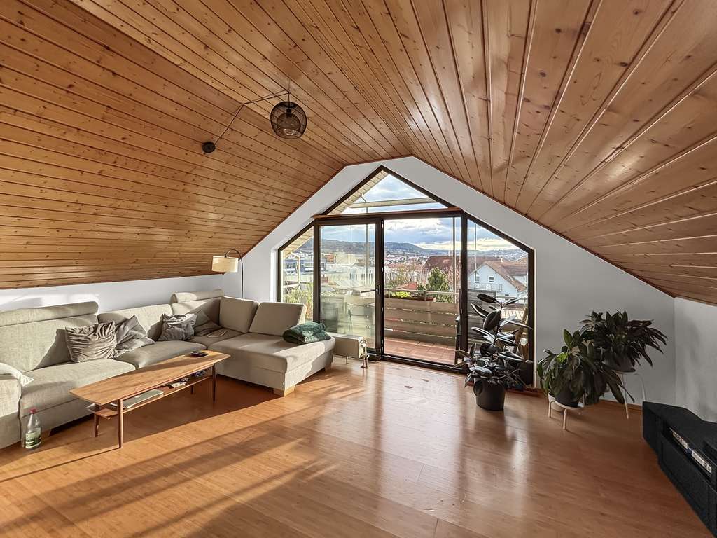 Immobilie in Marktheidenfeld - Großzügige Wohnung mit viel Wohnqualität! - Bild 2