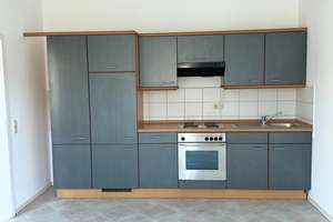 Helle 2-Zimmer-Altbauwohnung mit Einbauküche und Gartenmitbenutzung – Franz-Mehring-Straße 11, 9112 Kaßberg, Chemnitz – Vorschaubild 5
