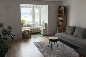 Großzügige 4-Zimmer-Wohnung im 3. OG mit neuer Einbauküche